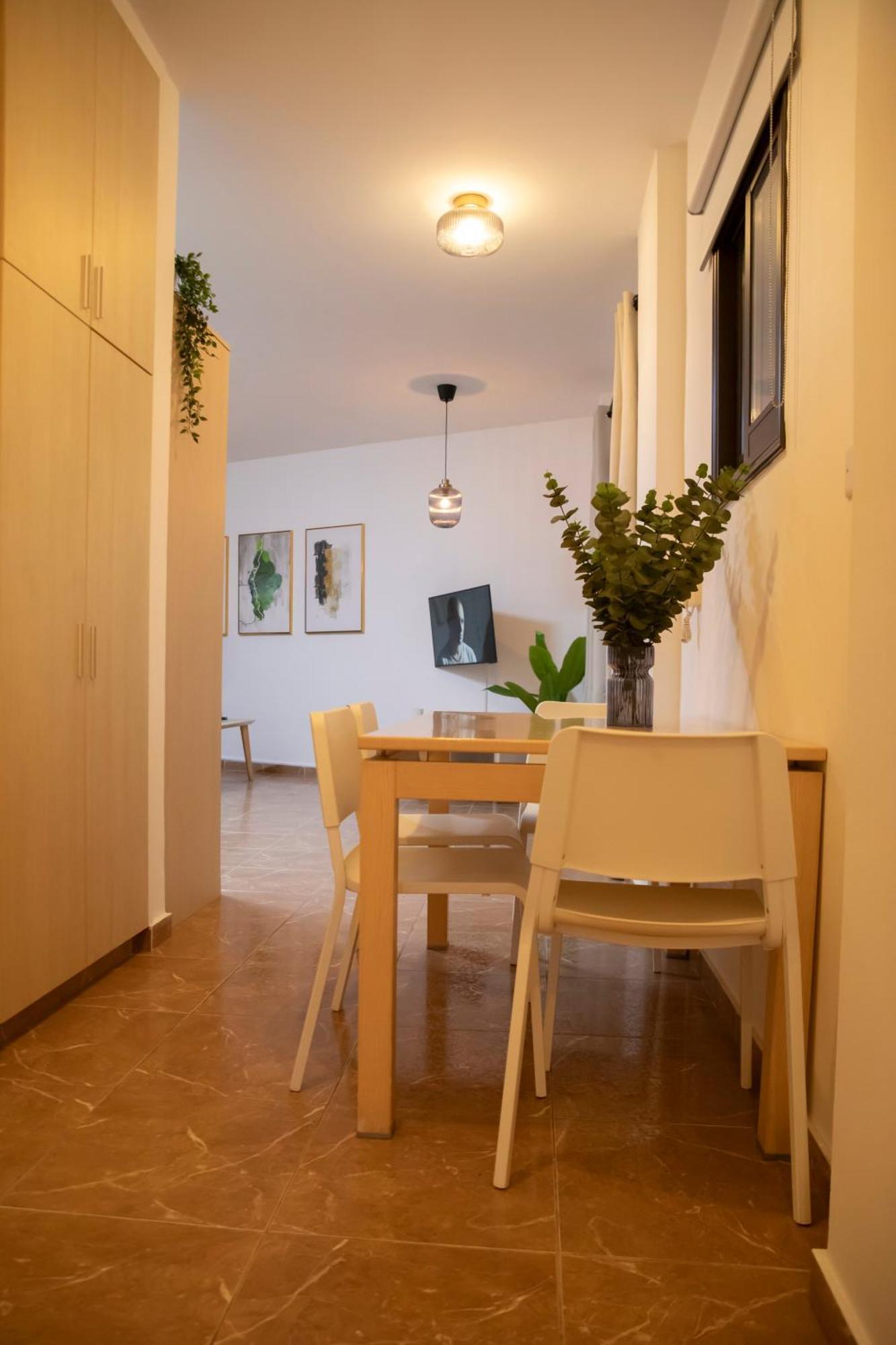 Estea - Hera's Retreat - 50m To The Mall * Paphos