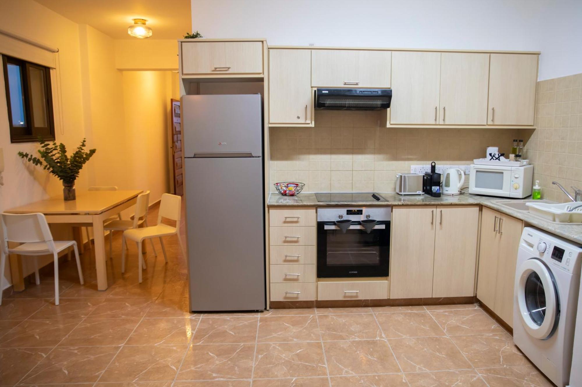 Estea - Hera's Retreat - 50m To The Mall * Paphos